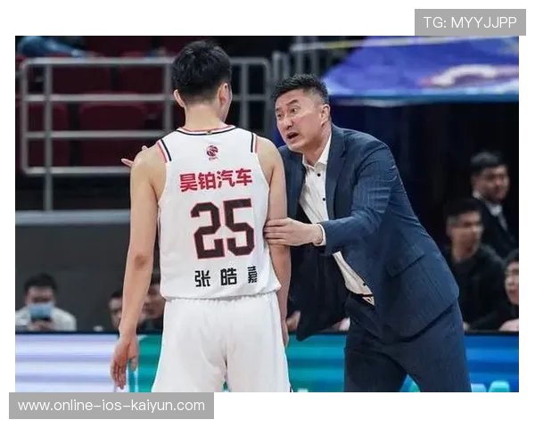 广东男篮核心锋线归位,杜锋力挺:他能带我们回总决赛,广东男篮锋线球员