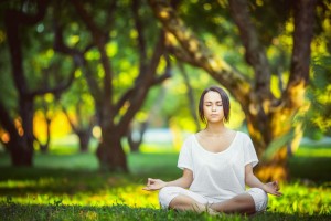 乐鱼体育平台官网-广东队连续五连胜，稳居积分榜榜首！，广东队几连胜